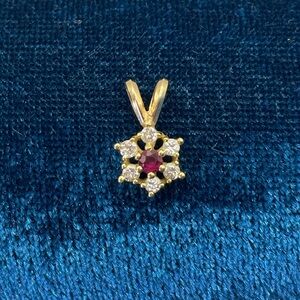 Vintage 14K Gold Ruby & Diamond Cluster Pendant – Estate Floral Delicate Design
